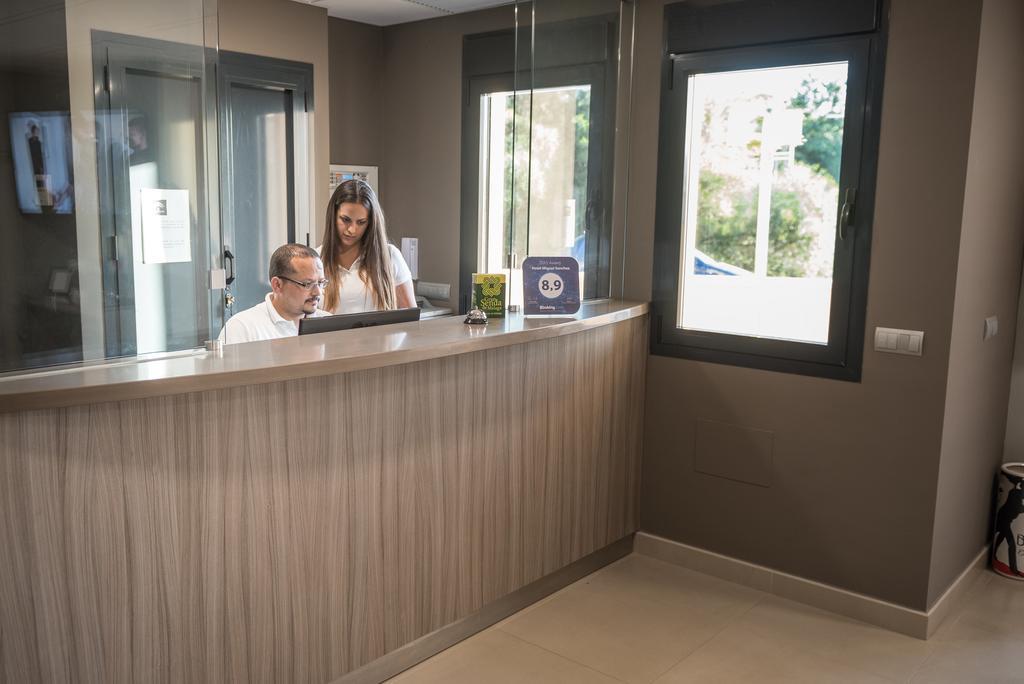 Hotel Miguel Sanchez Alhaurín de la Torre Buitenkant foto