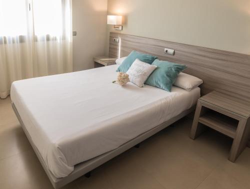 Hotel Miguel Sanchez Alhaurín de la Torre Buitenkant foto